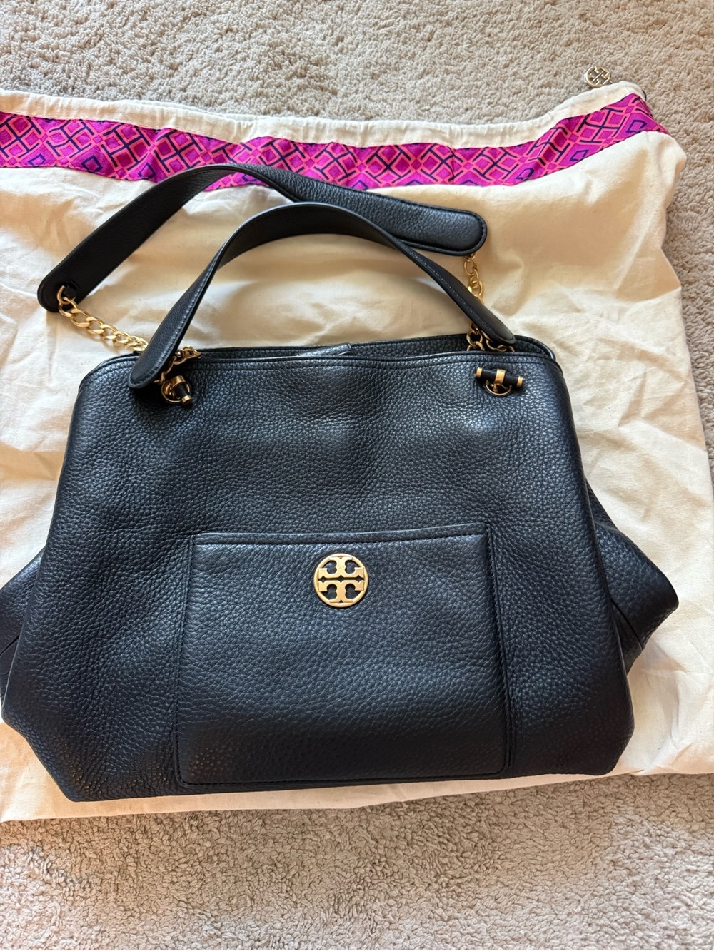 Tory Burch Chelsea Slouchy Tote